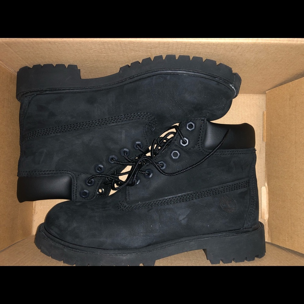 Kids Black timberlands